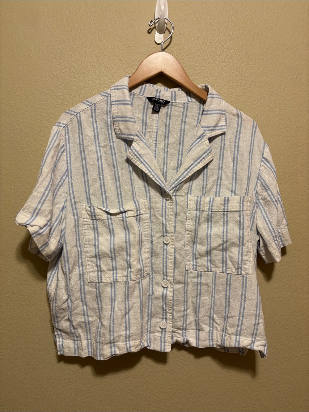 Buffalo David Bitton White and Light Blue Striped Short-Sleeve Button-Down